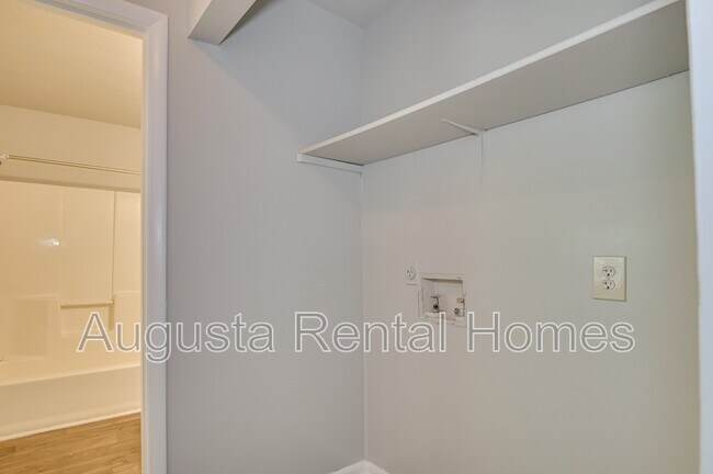 Building Photo - 2903 Ridge Ct