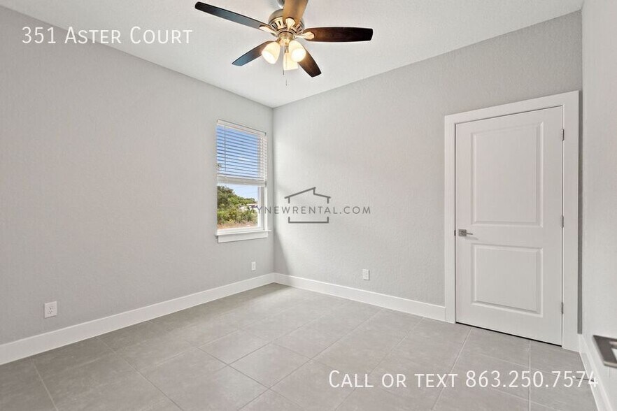 Building Photo - 351 Aster Ct