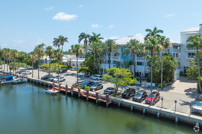Primary - Lago Mar Place
