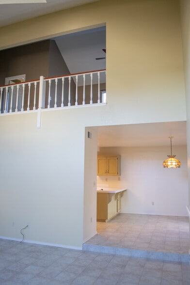 Building Photo - 35 Fisher Ct