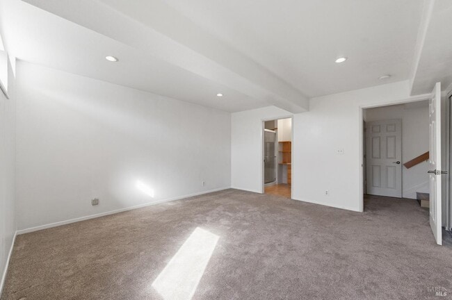 Building Photo - 12 Byron Cir