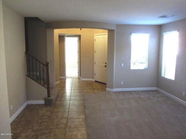 Building Photo - Chandler 5 Bed, 3 Bath + Bonus Room Office/Den