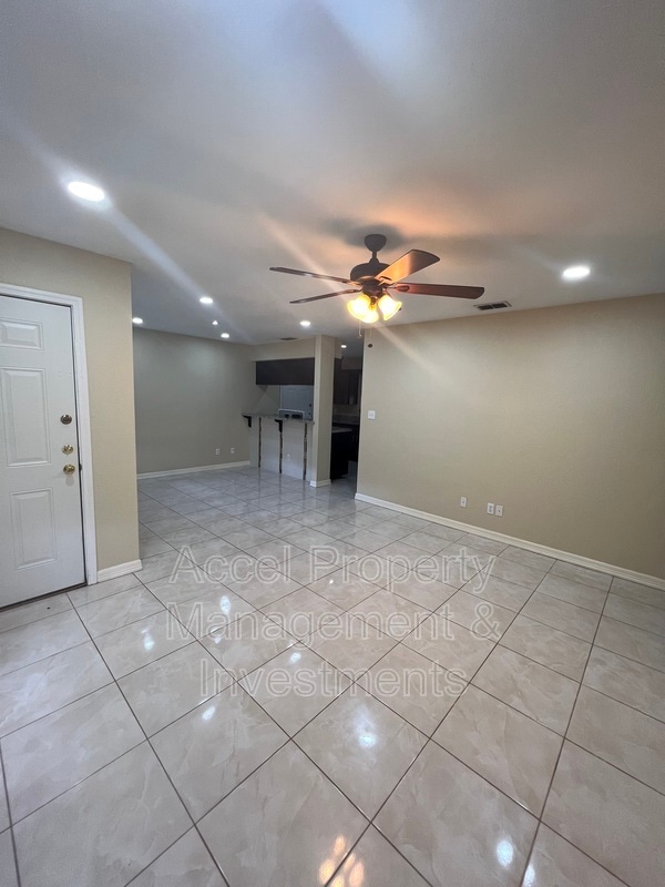 Building Photo - 2105 Grayson Ave