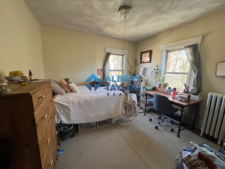 Building Photo - 97 Kilsyth Rd