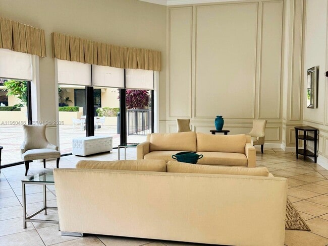 Building Photo - 55 Merrick Way