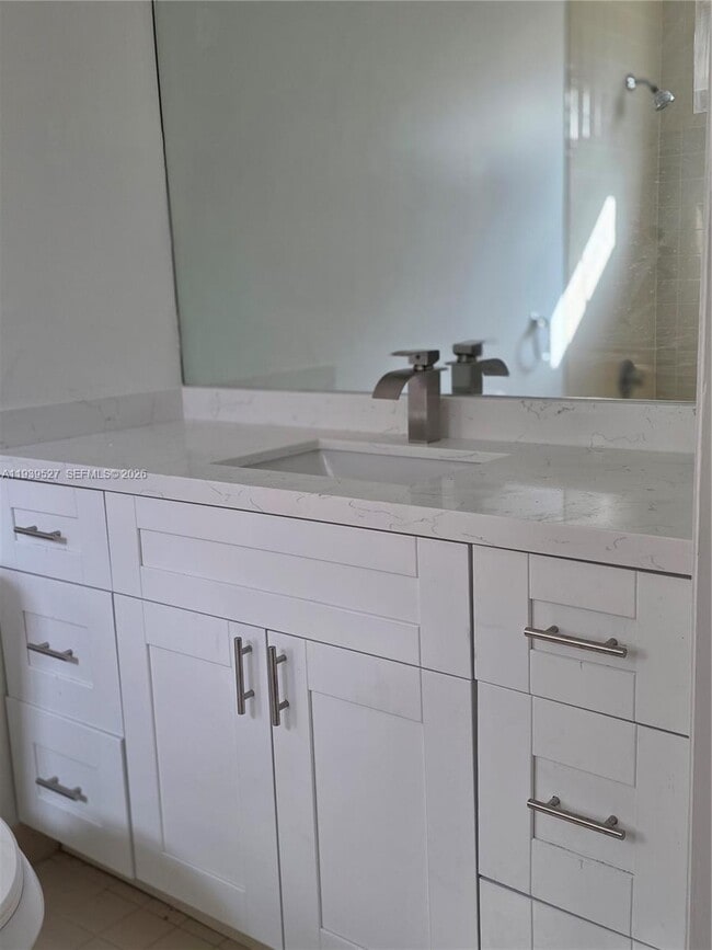 Building Photo - 2924 SW 26th St