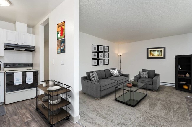 Building Photo - Executive 1801