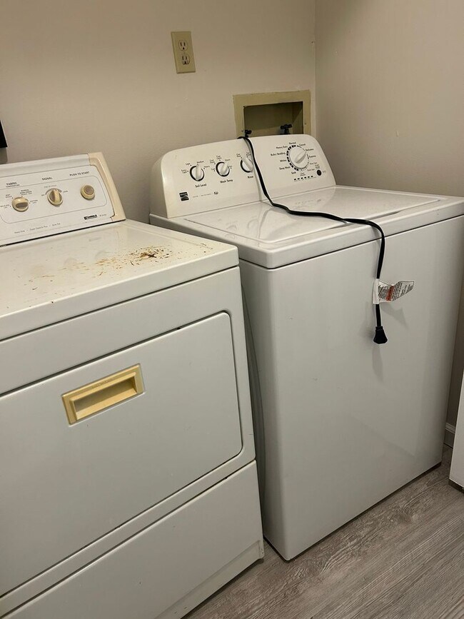 Building Photo - 1121 S 23rd St