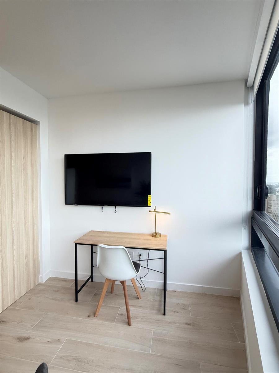 Building Photo - 225 N Miami Ave