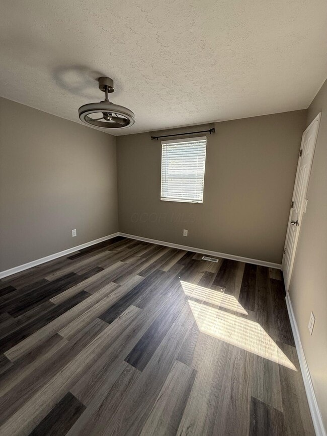 Building Photo - 7806 Barkwood Dr