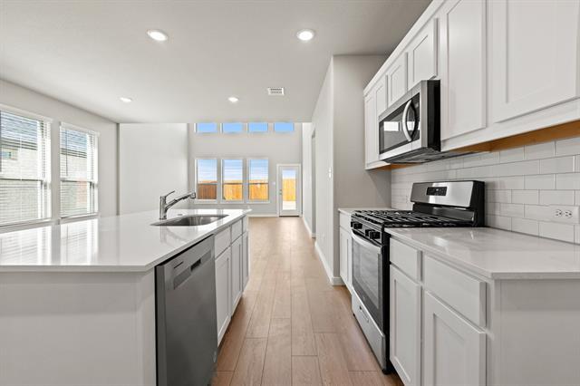 Building Photo - 102 Travine Dr