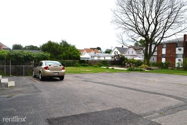 Building Photo - 45 Woodward Ave