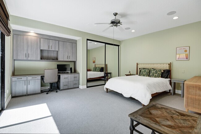Building Photo - 10509 Sunningdale Dr