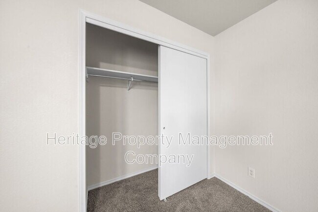 Building Photo - 9939 Hawksbill Peak