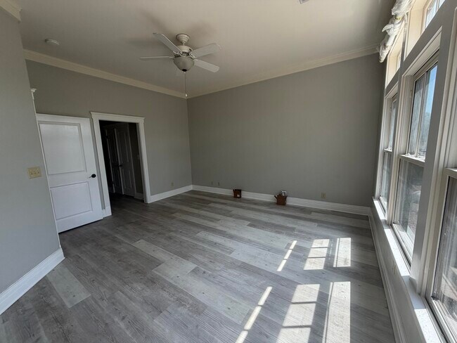 Building Photo - 1511 Tin Cup Ct
