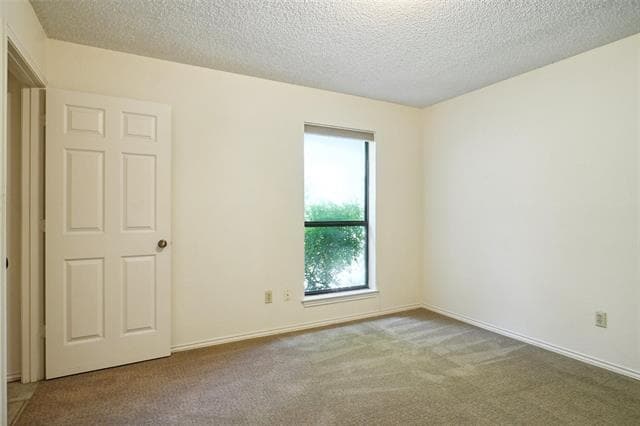 Building Photo - 5717 Ridgerock Ct