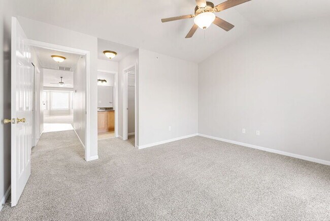 Building Photo - 202 Taddeo Dr