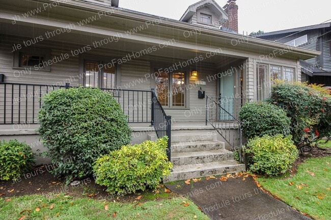 Building Photo - 5934 N Missouri Ave