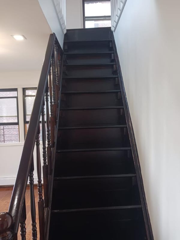 Building Photo - 131 street