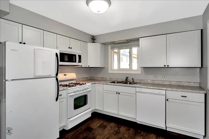 Building Photo - 15718 Orlan Brook Dr