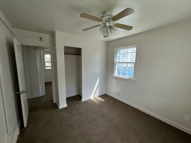 Building Photo - 1706 Massachusetts Ave