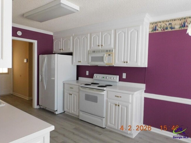 Building Photo - 225 Waterford Dr