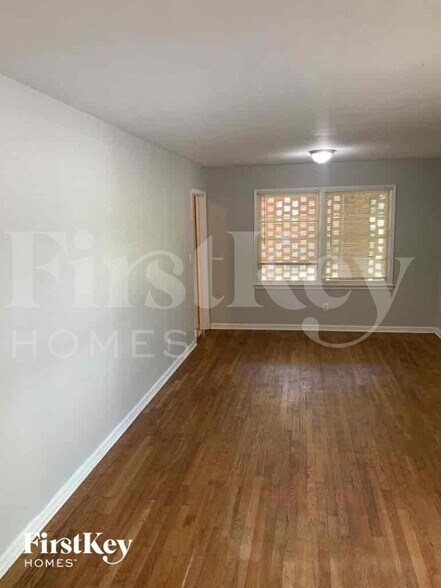 Building Photo - 3670 Judy Lynn Ct SW