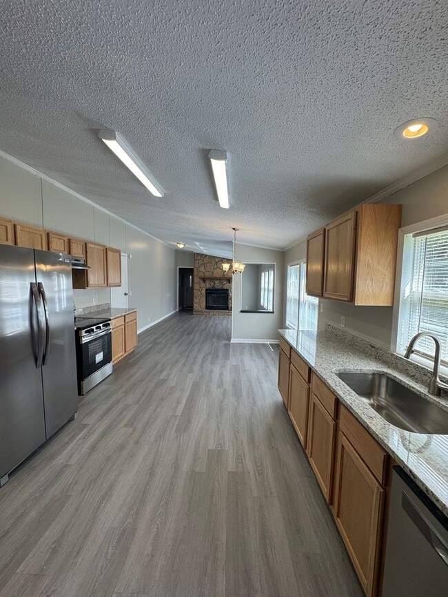 Building Photo - 236 Kue Pass