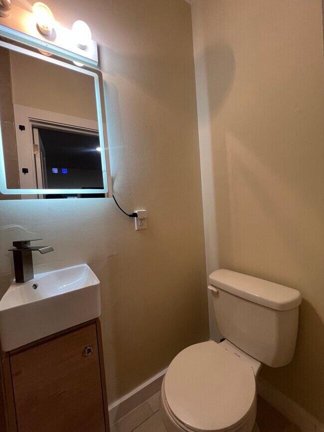 Bathroom - 1704 Cecil B Moore Ave