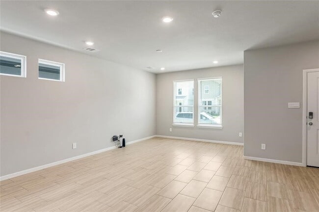 Building Photo - 3137 Pecan Farm Ln