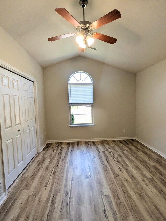 Building Photo - 2504 Feldspar Ct