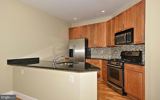 Building Photo - 1800 Wilson Blvd