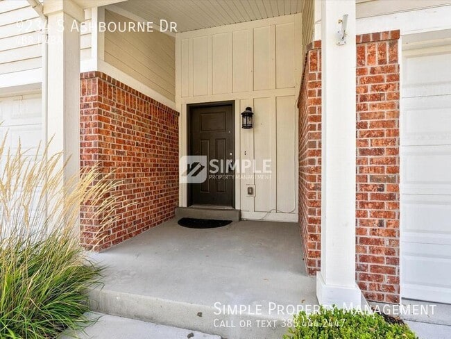 Building Photo - 9234 Ashbourne Dr