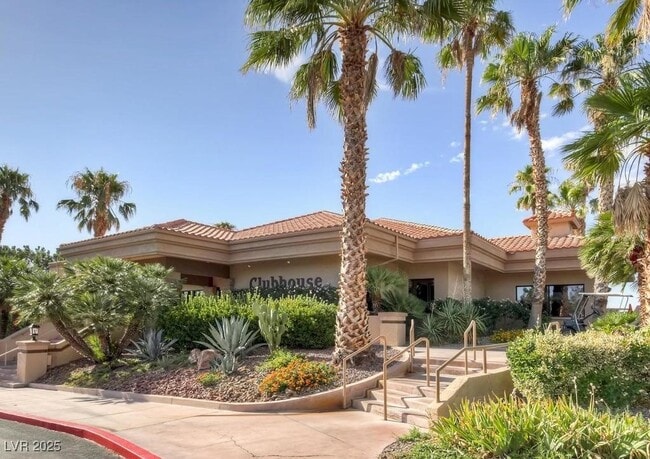 Building Photo - 2636 Highvale Dr