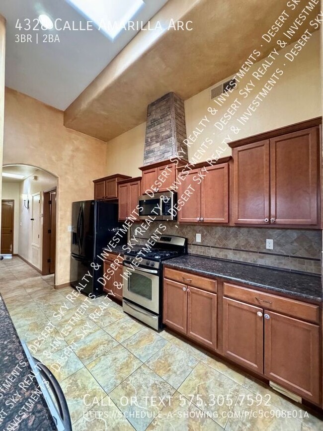 Building Photo - 4328 Calle Amarilla Arc