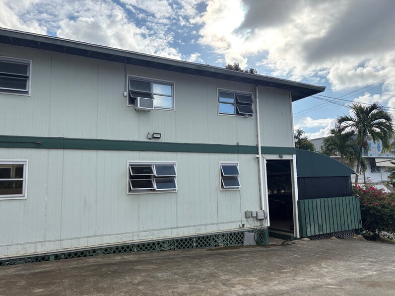 Building Photo - 2318 Seaview Ave