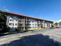 Building Photo - 8101 SW 72nd Ave