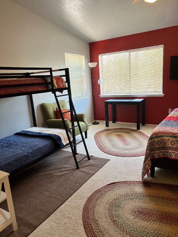 Building Photo - 109 Mimbres Dr