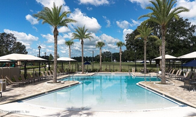 Building Photo - 2730 White Cedar Ln