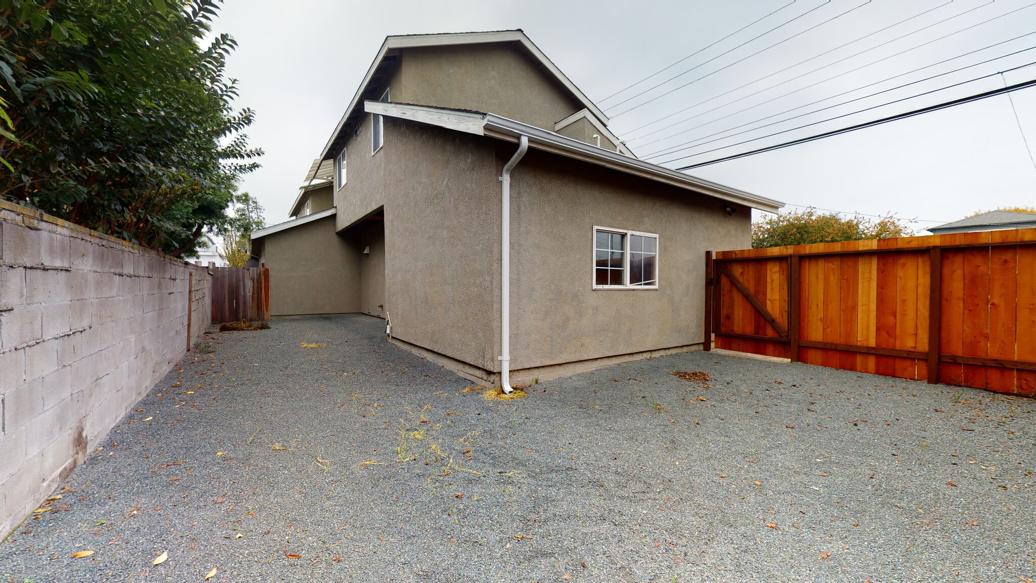 Building Photo - 1006 Tilton Ave