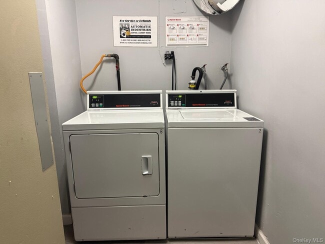 Building Photo - 601 Chestnut St