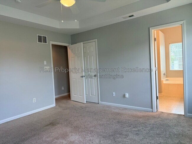 Building Photo - 3446 Ferdilah Ln