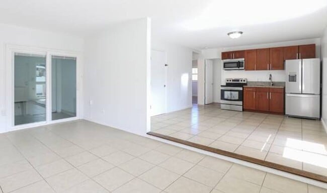 Building Photo - $2,700 / 3br - 900ft2 - Beautifully Maintained 3BR/2BA/2PKG Duplex in Mililani (Mililani)