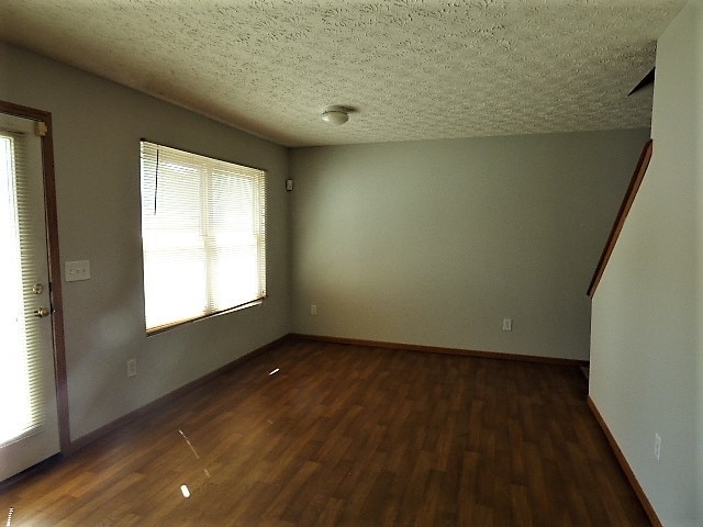 Building Photo - Home at the Village at Eastern Glen
