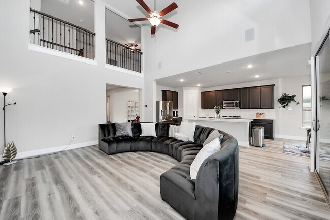 Building Photo - 10514 Rigel Rdg Wy