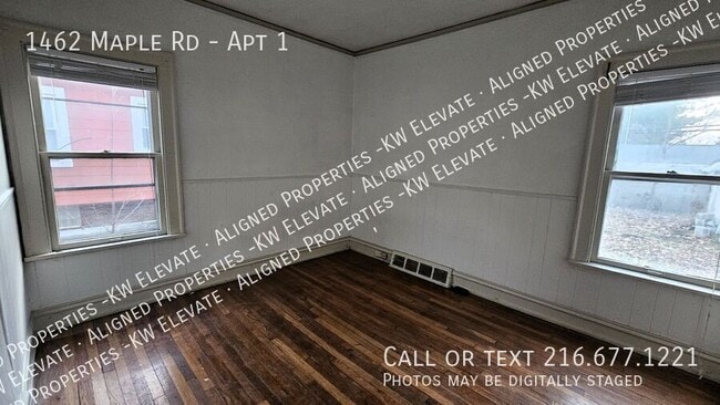 Building Photo - 1462 Maple Rd