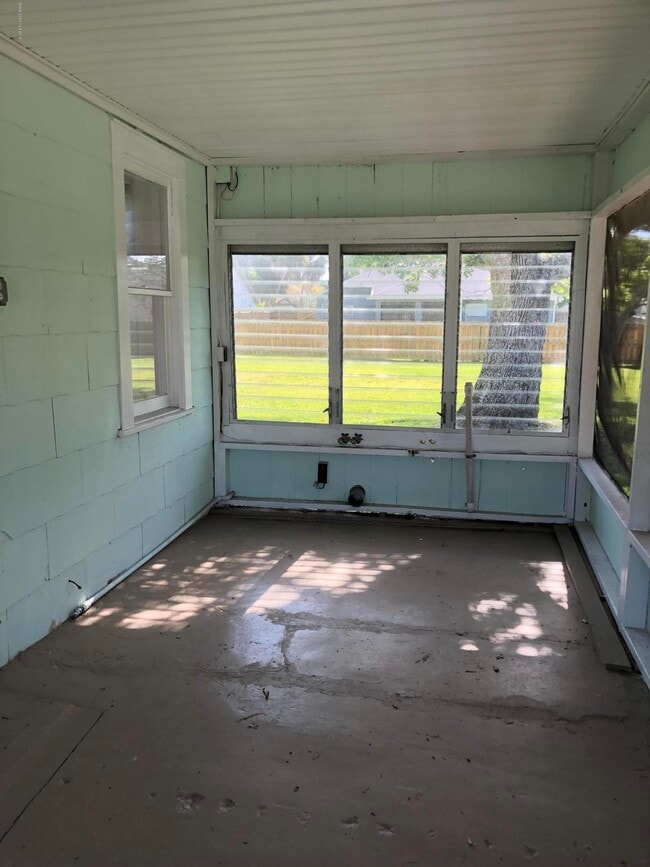 Building Photo - 2505 Dairy Rd