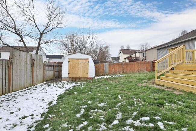 Building Photo - 989 Lavender Ln