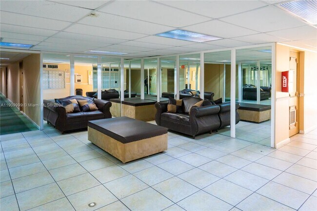 Building Photo - 501 Three Islands Boulevard