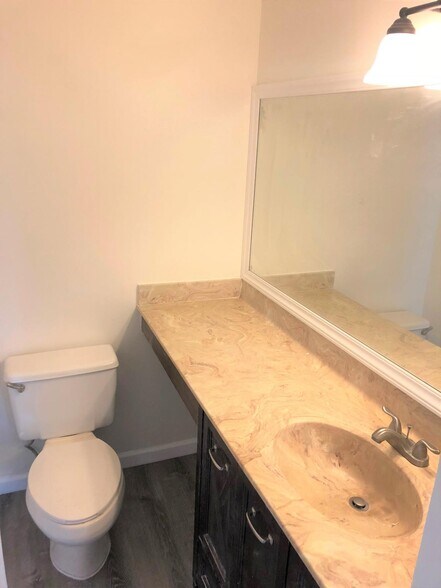 Building Photo - 2 Crossings Cir